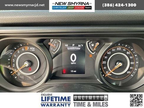 New 2025 Jeep Gladiator Sport image 28