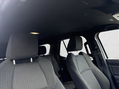 Used 2025 Toyota 4Runner SR5 AWD/4WD image 29
