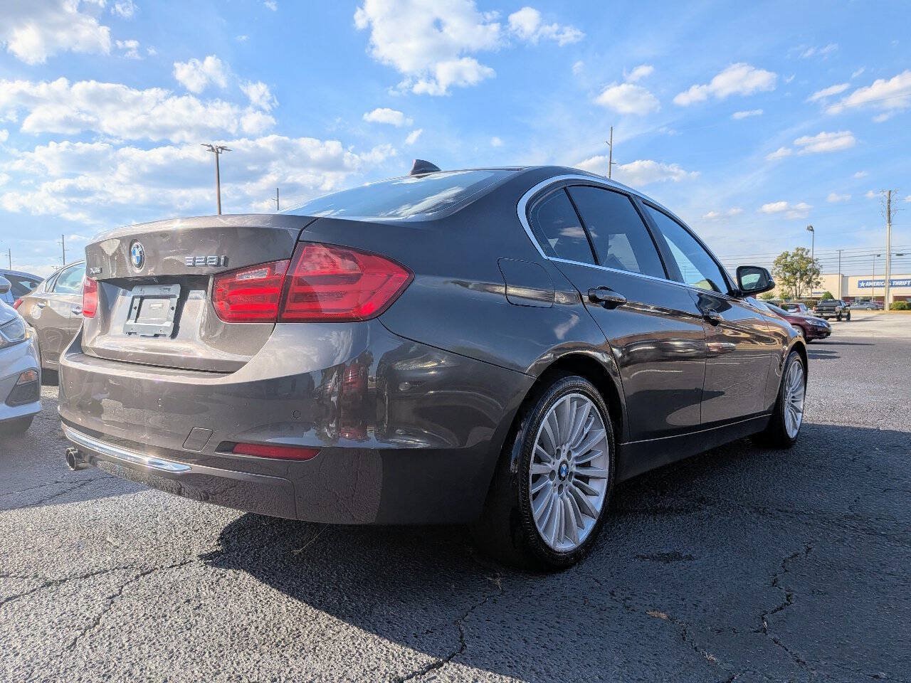 Used 2013 BMW 328i xDrive Sedan AWD/4WD image 15
