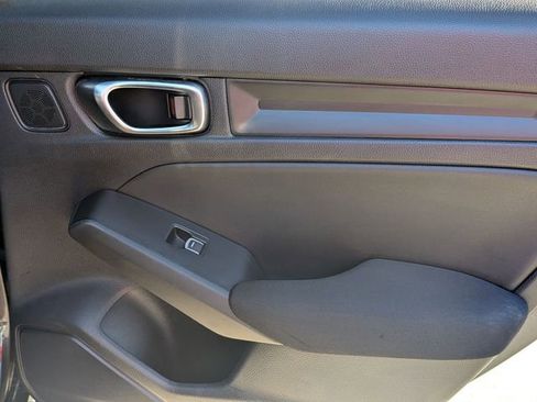 Used 2025 Honda Civic Sport image 28