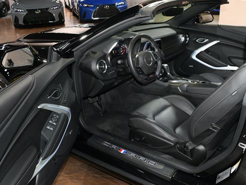 Used 2021 Chevrolet Camaro SS RWD image 47