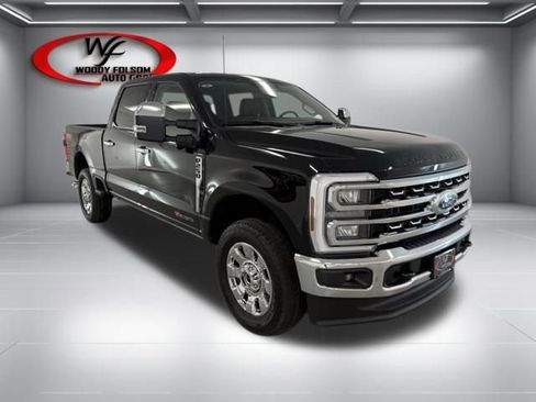 New 2026 Ford F250 Lariat w/ Chrome Package image 3