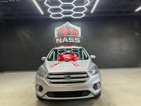 Used 2018 Ford Escape SE AWD/4WD image 4
