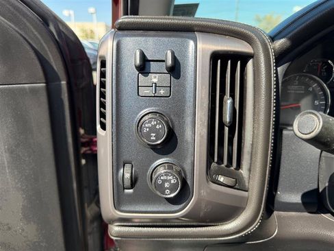 Used 2014 GMC Sierra 1500 SLE image 33