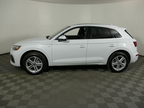 Used 2024 Audi Q5 e Premium Plus image 6