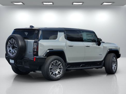 Used 2025 GMC Hummer EV 3X AWD/4WD image 4