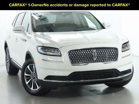 Certified 2023 Lincoln Nautilus AWD image 2