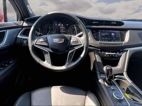 Used 2026 Cadillac XT5 Premium Luxury w/ Driver Assist Package AWD/4WD image 8