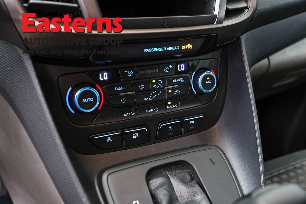 Used 2021 Ford Transit Connect XLT FWD image 21