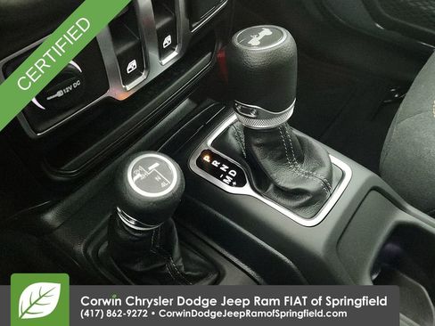 Used 2025 Jeep Wrangler Sport AWD/4WD image 26