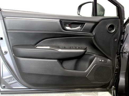 Used 2019 Honda Clarity Plug-In Hybrid image 8