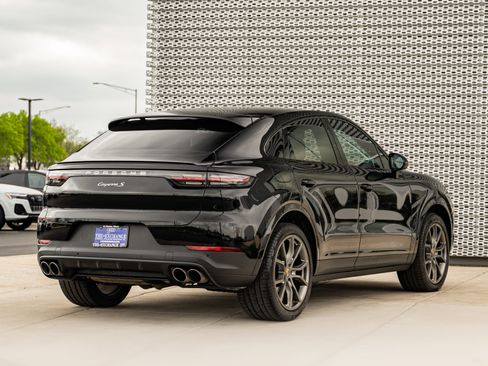 Used 2020 Porsche Cayenne S AWD/4WD image 4