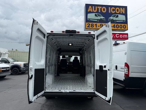 Used 2025 RAM ProMaster 3500 w/ Convenience Group FWD image 15