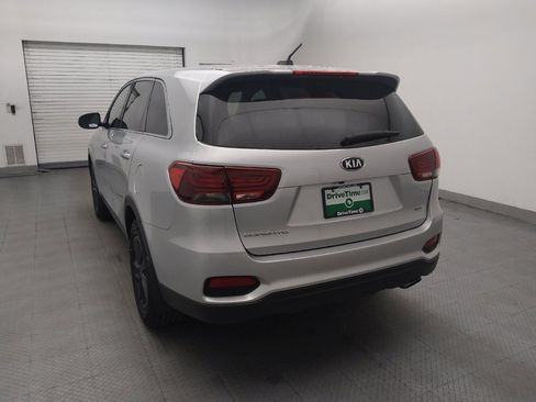 Used 2020 Kia Sorento LX FWD image 6