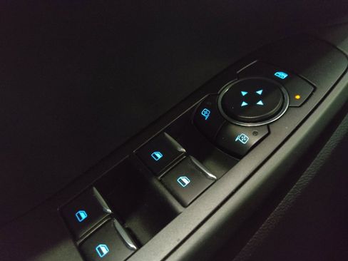 Used 2021 Ford Explorer 2WD image 27