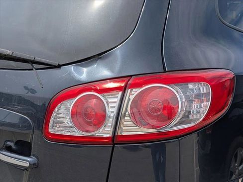 Used 2012 Hyundai Santa Fe Limited AWD/4WD image 10