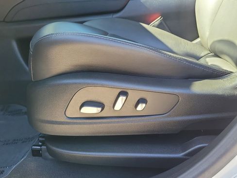 Used 2025 Cadillac XT5 Premium Luxury image 27