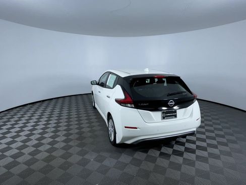 Certified 2025 Nissan Leaf S FWD image 7