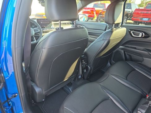 New 2026 Jeep Compass Latitude image 10