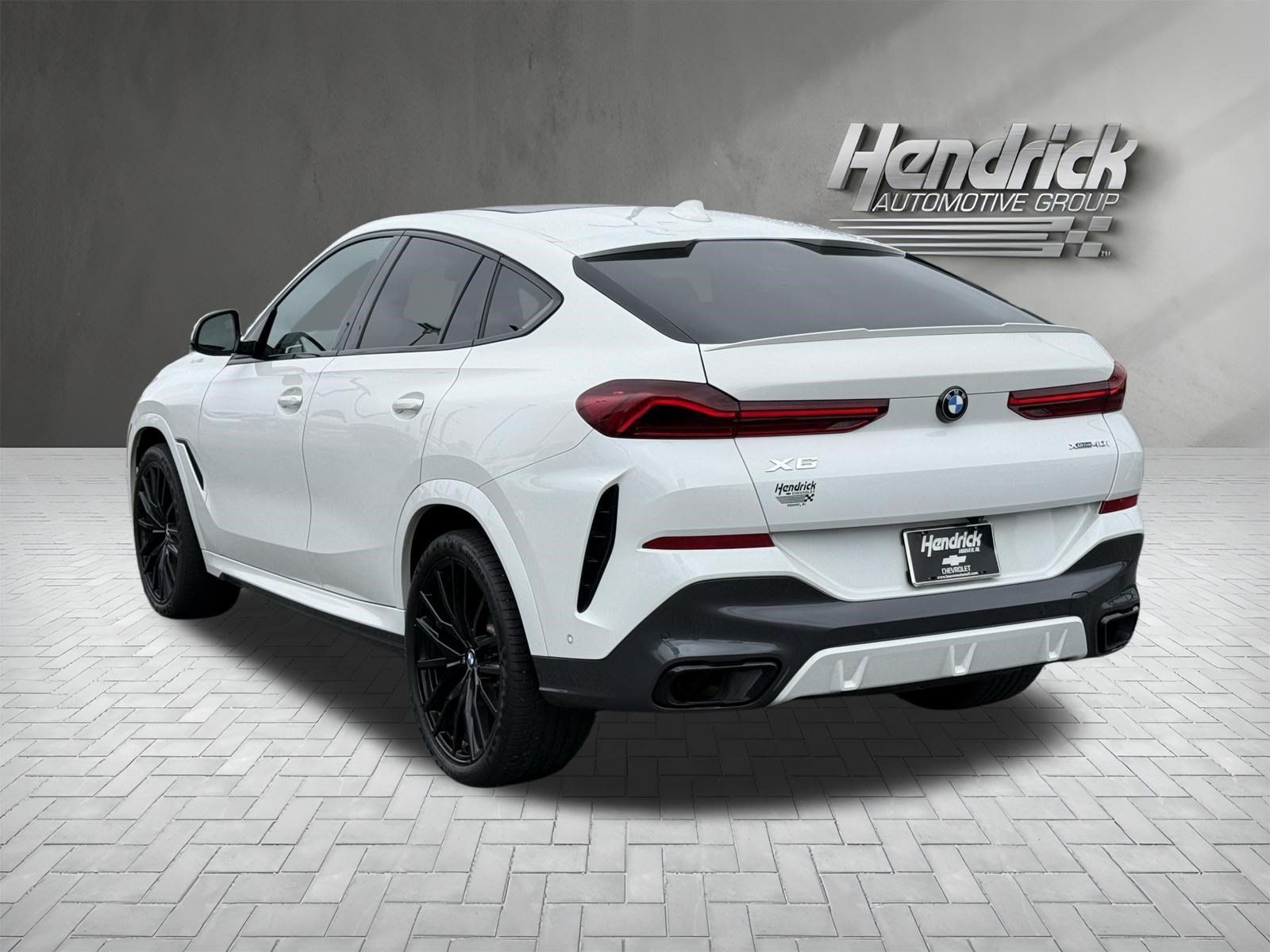 Used 2022 BMW X6 xDrive40i w/ M Sport Package AWD/4WD image 8
