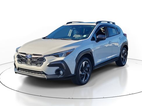 Used 2024 Subaru Crosstrek 2.5i Limited w/ Crosstrek Mirror Package image 2