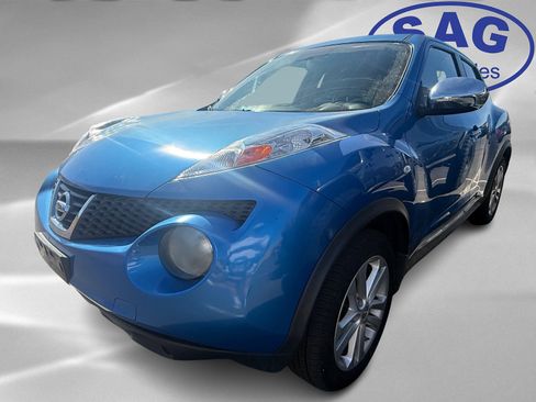 Used 2011 Nissan Juke SV w/ Chrome Pkg image 5