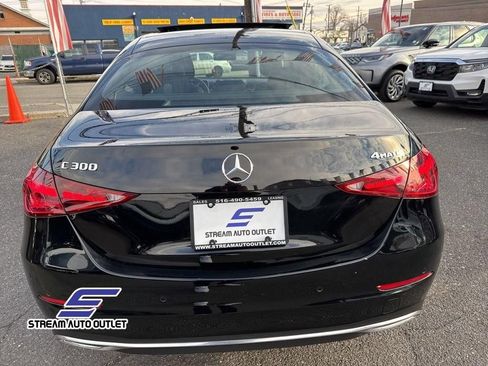 Used 2025 Mercedes-Benz C 300 4MATIC Sedan image 10