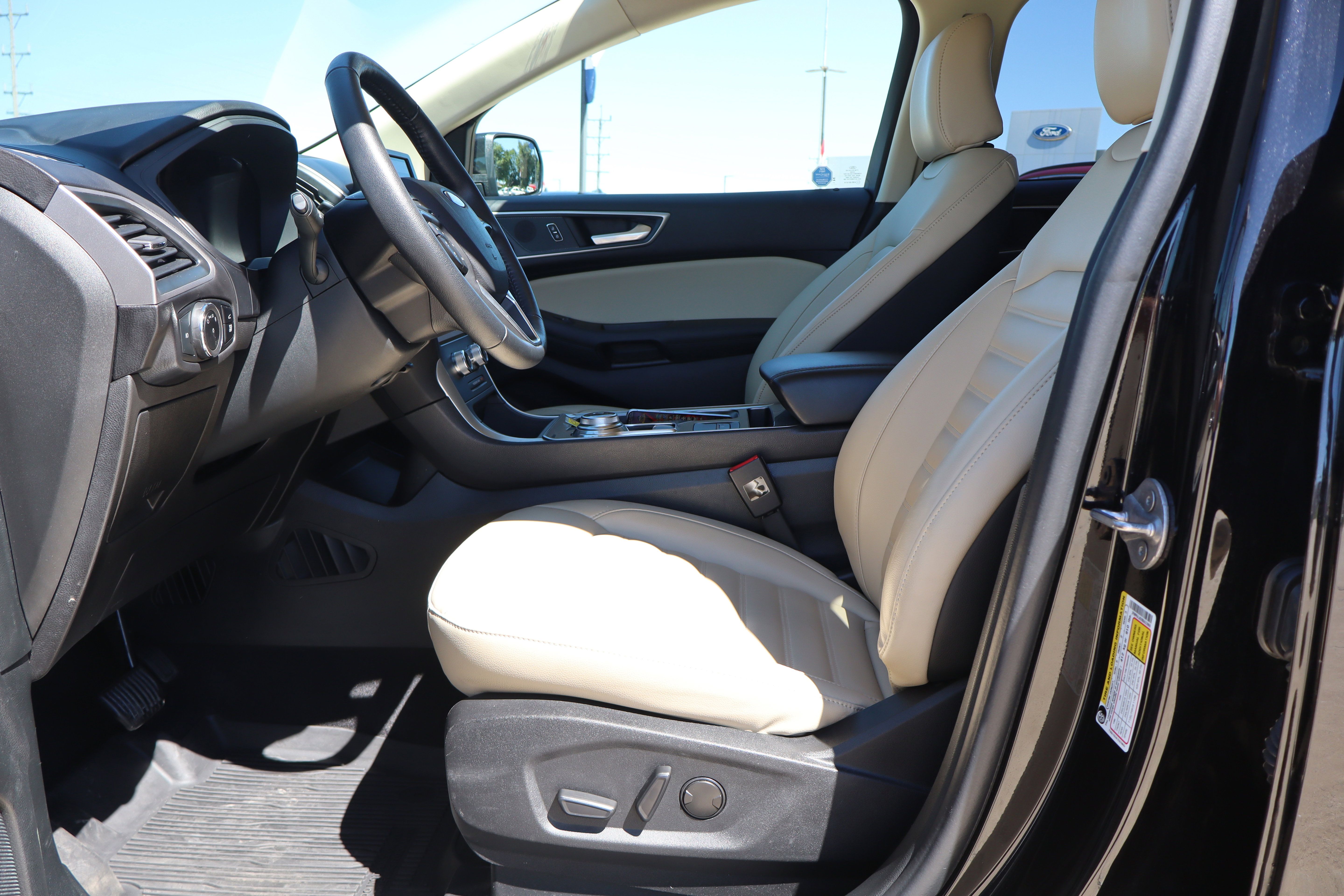 Used 2024 Ford Edge SEL w/ Convenience Package AWD/4WD image 10