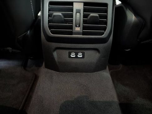 Used 2025 BMW 228i xDrive w/ Premium Package AWD/4WD image 11