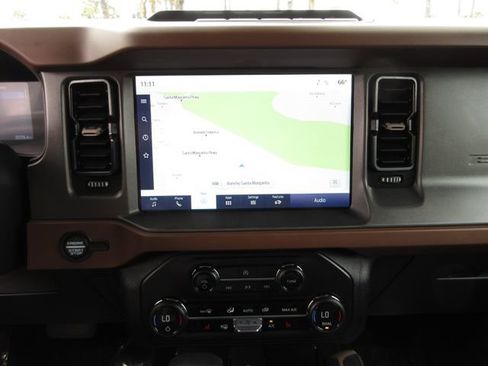 Certified 2024 Ford Bronco Outer Banks AWD/4WD image 17