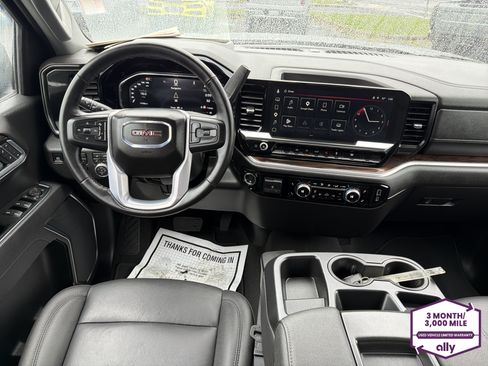 Used 2026 GMC Sierra 1500 SLT AWD/4WD image 12