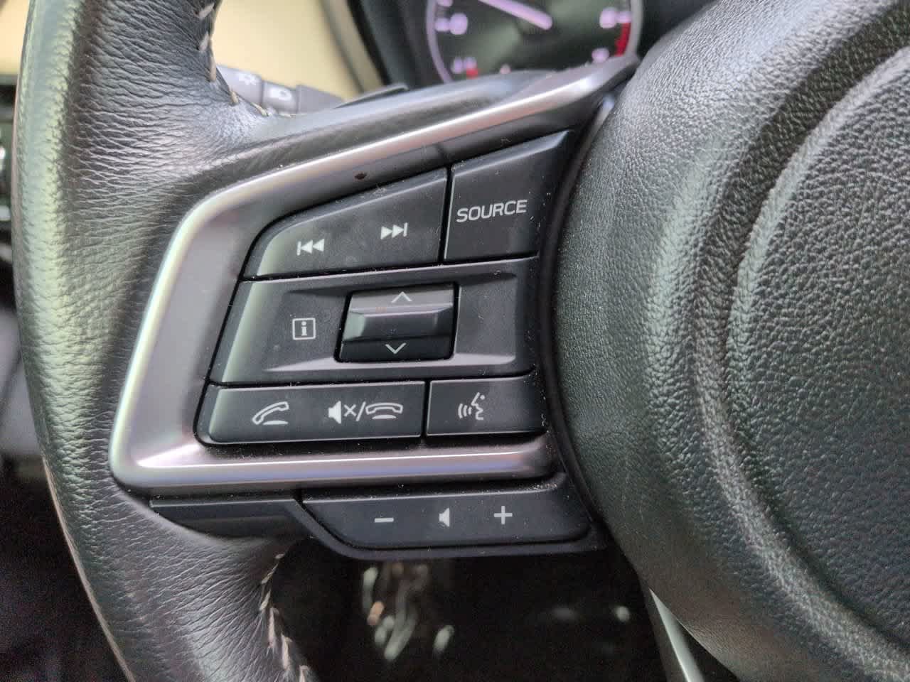 Used 2024 Subaru Outback Premium AWD/4WD image 23
