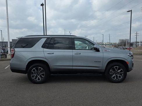 Used 2024 Chevrolet Tahoe Z71 w/ Luxury Package image 6