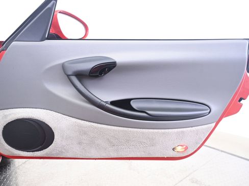 Used 1997 Porsche Boxster RWD image 20