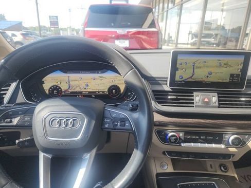 Used 2020 Audi Q5 2.0T Premium Plus w/ Premium Plus Package AWD/4WD image 14