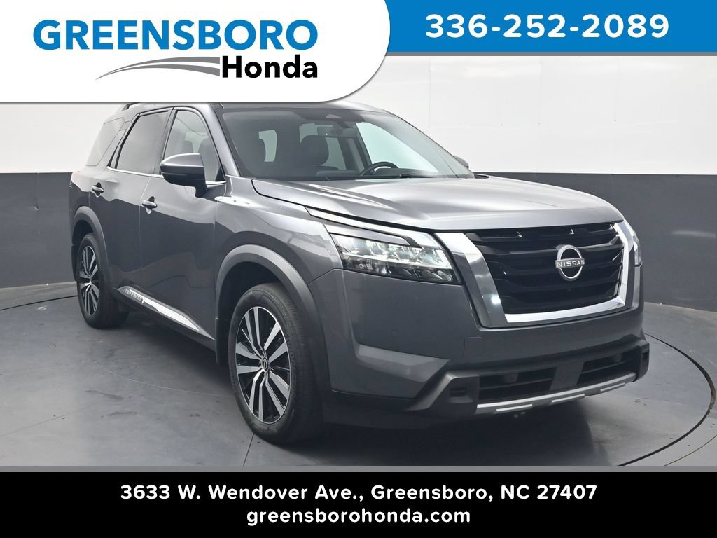 Used 2024 Nissan Pathfinder Platinum w/ Cargo Package FWD 360° Tour