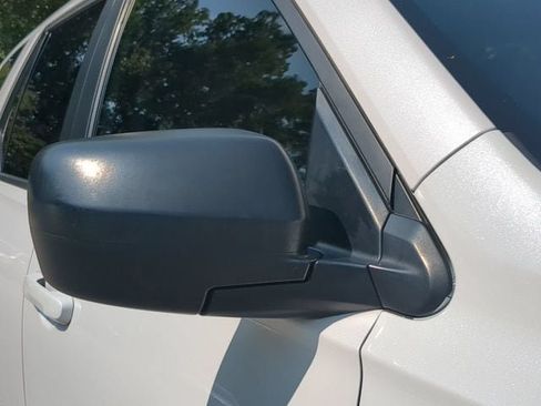 Used 2023 Honda Pilot LX image 11