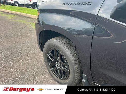 Used 2023 Chevrolet Silverado 1500 Custom AWD/4WD image 5