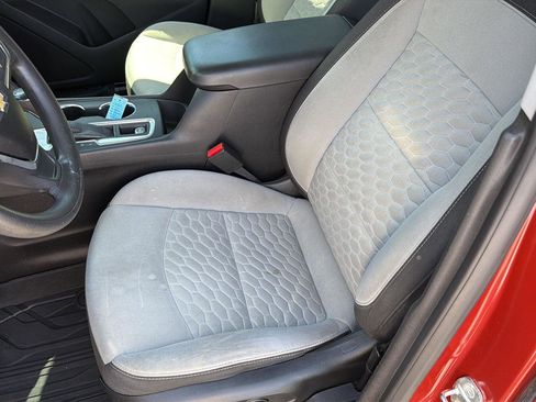 Used 2020 Chevrolet Equinox LS w/ LS Convenience Package FWD image 28