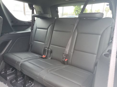 Used 2022 Chevrolet Tahoe LT w/ Luxury Package RWD image 15