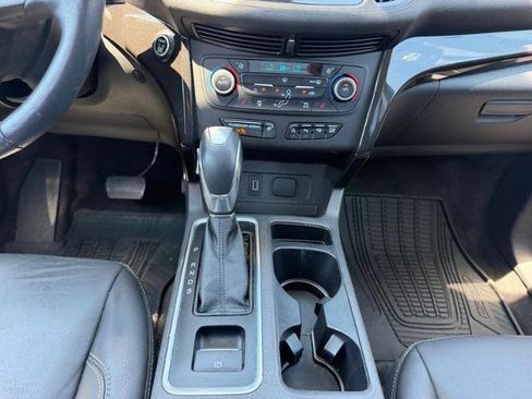 Certified 2019 Ford Escape Titanium FWD image 18