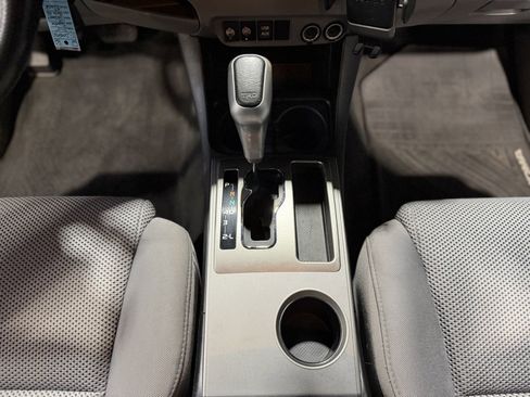 Used 2015 Toyota Tacoma TRD Pro w/ TRD Sport Package image 19