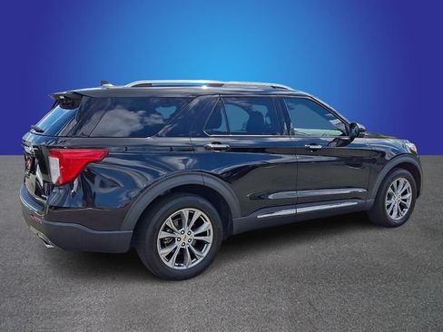 Used 2022 Ford Explorer Limited w/ Equipment Group 301A AWD/4WD image 4