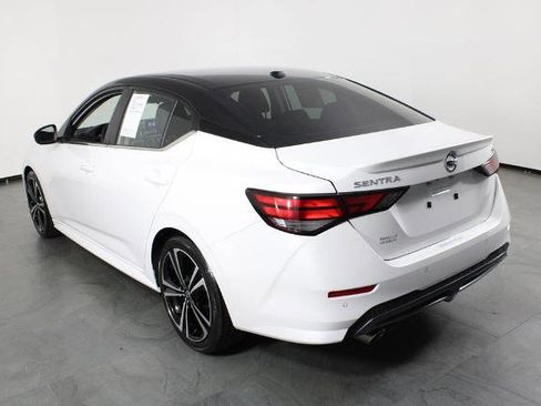 Certified 2022 Nissan Sentra SR w/ SR Premium Package image 4