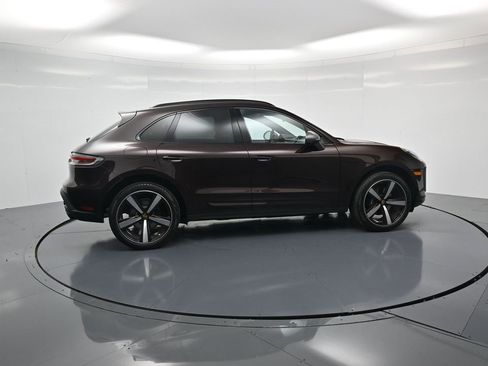 Certified 2023 Porsche Macan Turbo image 31