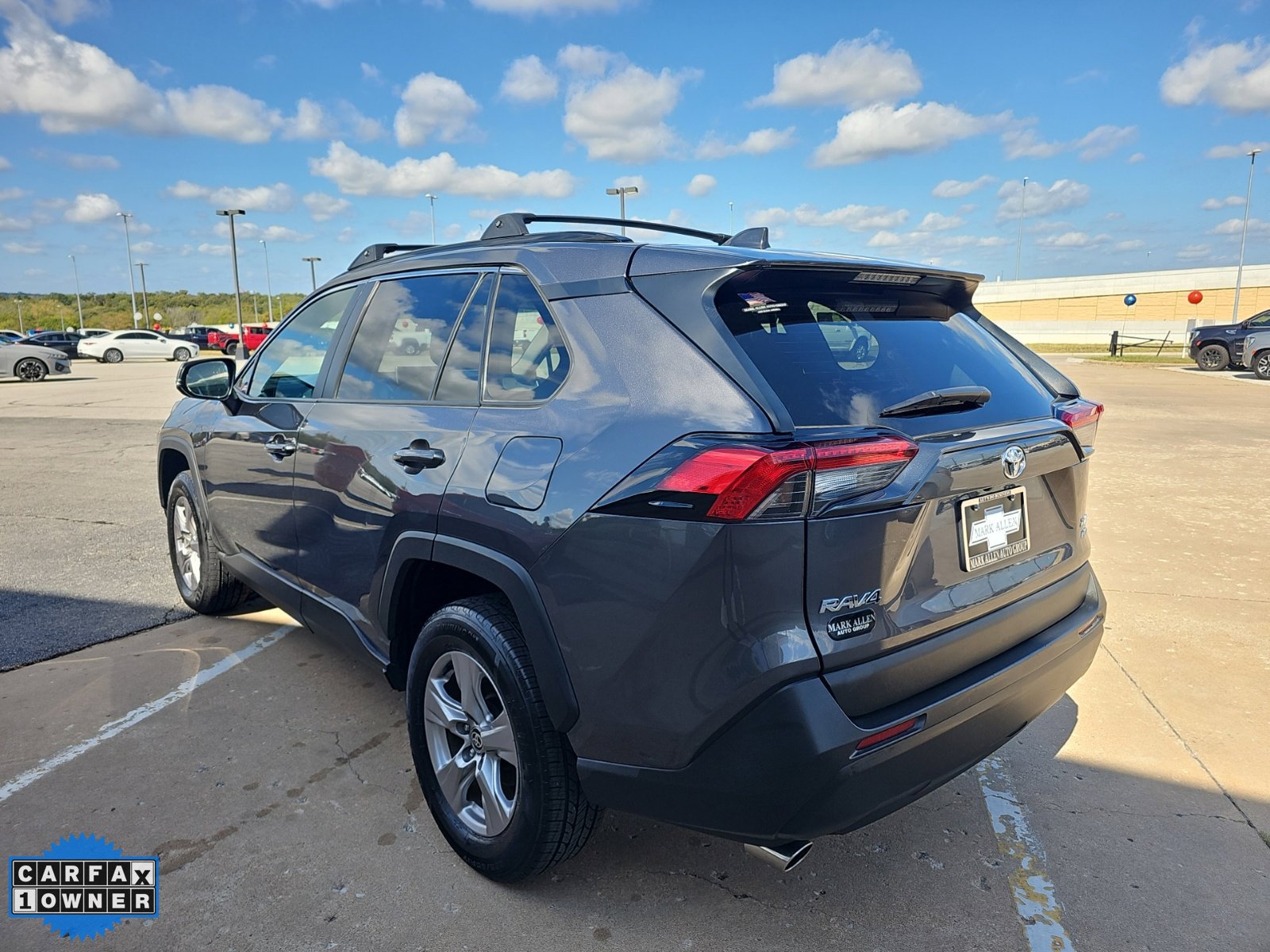 Used 2025 Toyota RAV4 XLE AWD/4WD image 6