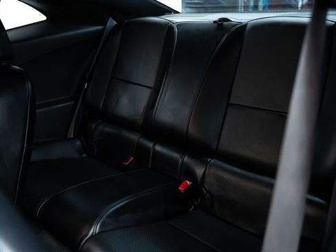 Used 2015 Chevrolet Camaro SS w/ LPO, Black Appearance Package RWD image 16