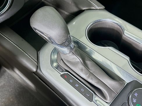 Used 2025 Chevrolet Blazer LT image 23