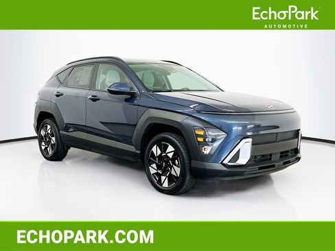 Used 2025 Hyundai Kona SEL image 1