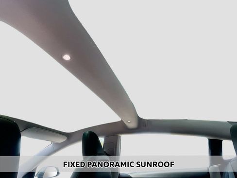 Used 2024 Tesla Model 3 Standard Range RWD image 5